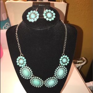 Necklace and earring set